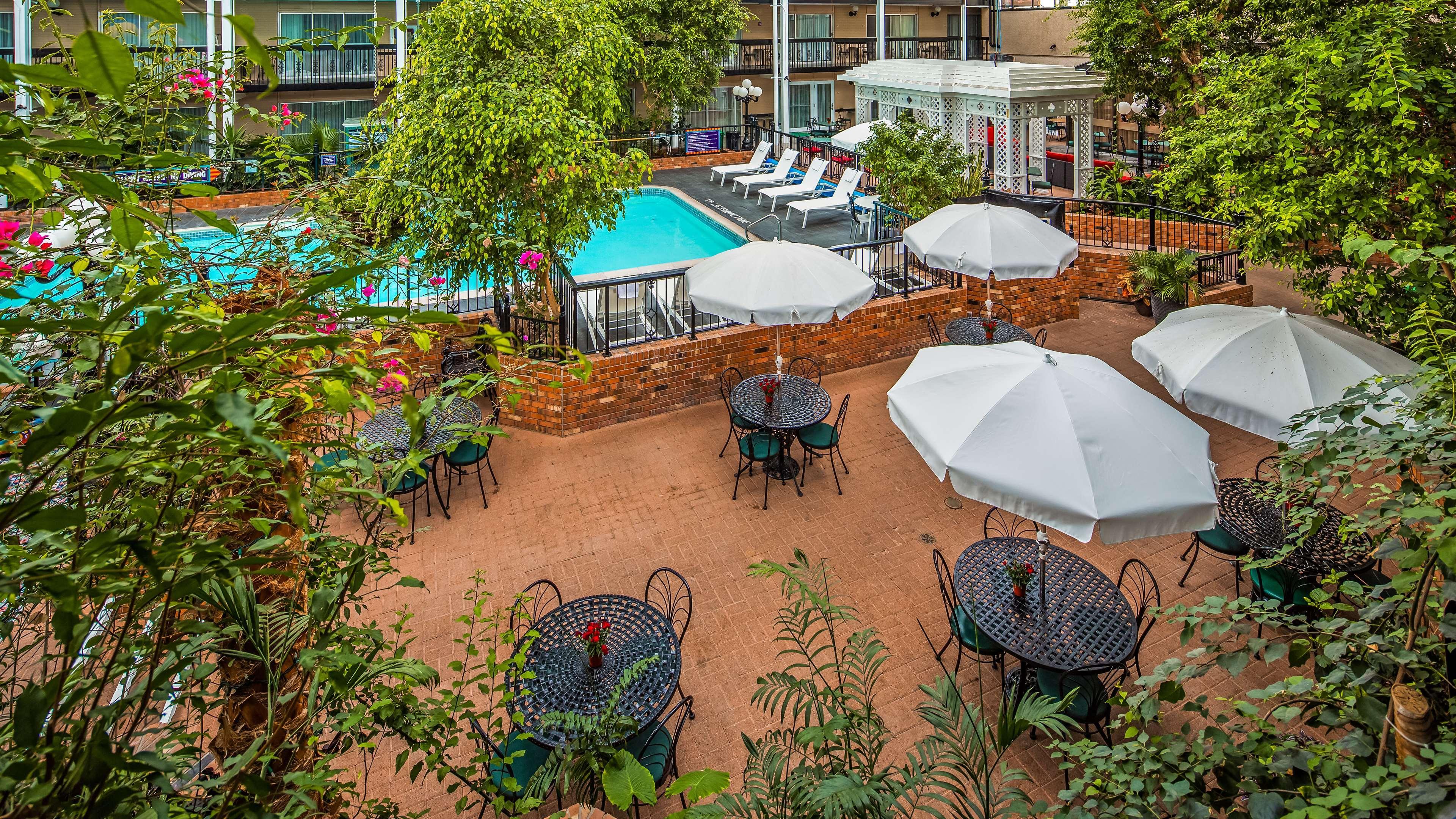 Best Western Plus Cairn Croft Hotel Ніагара-Фоллс Екстер'єр фото